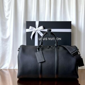 Louis Vuitton Keepall Bandoulière 50 Aerogram Black